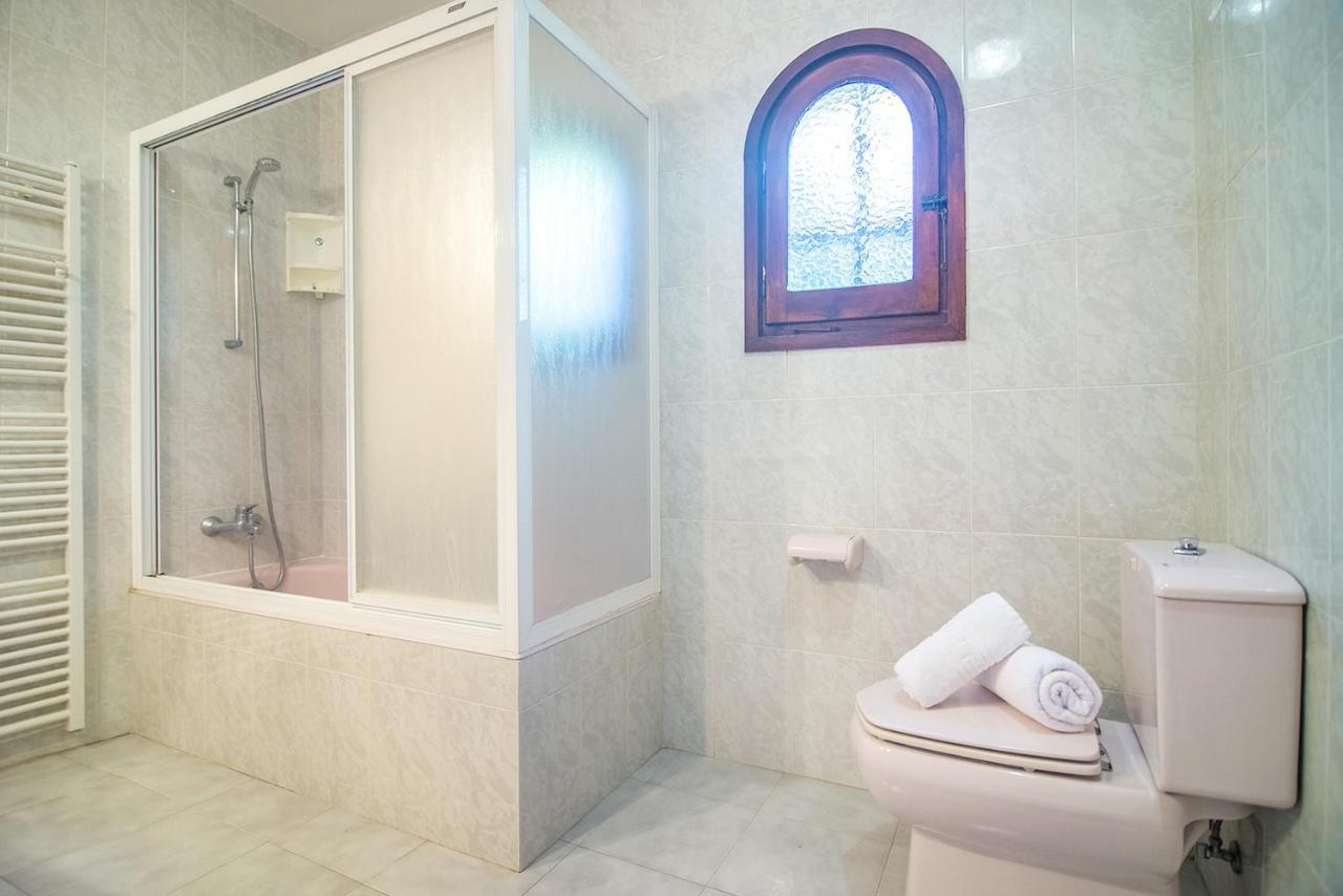 Villas Guzman - Jose Marie ベニッサ エクステリア 写真